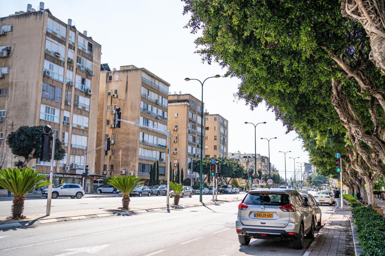 Windows On Netanya Luxury Penthouse Downtown Apartamento Exterior foto